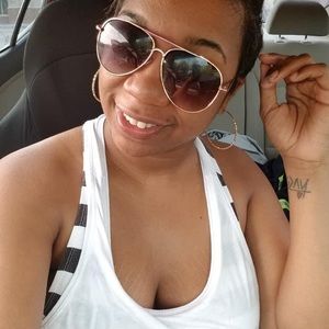 Meet your Posher, Anita